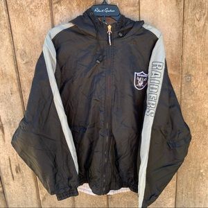 Vintage Oakland Raiders jacket nylon Raiders, Puma NFL, size Large Reversible